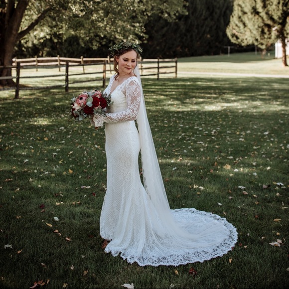 Meet your Posher, Anne - Picture 1 of 1